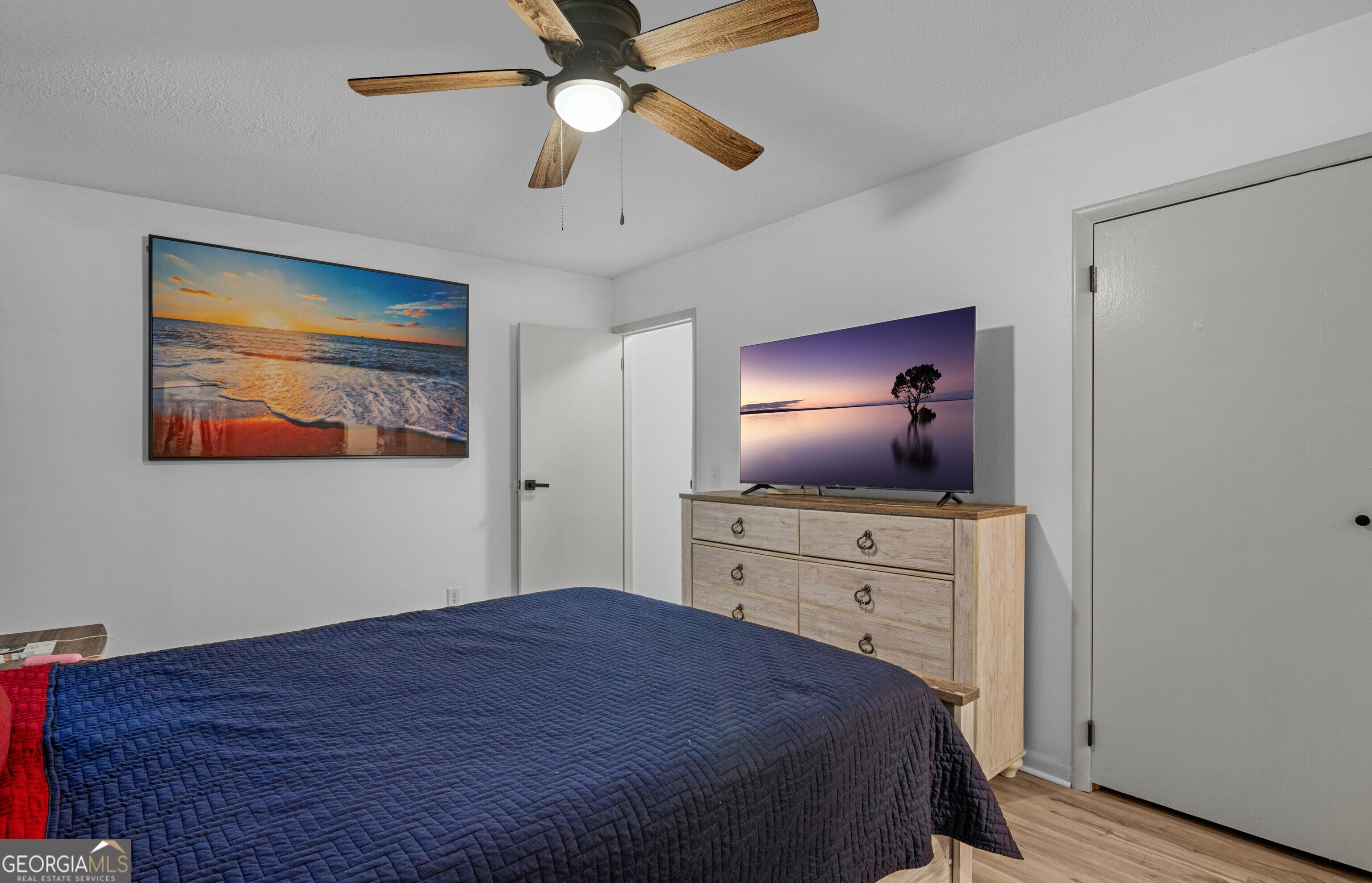 912 Pineland Avenue APT 4