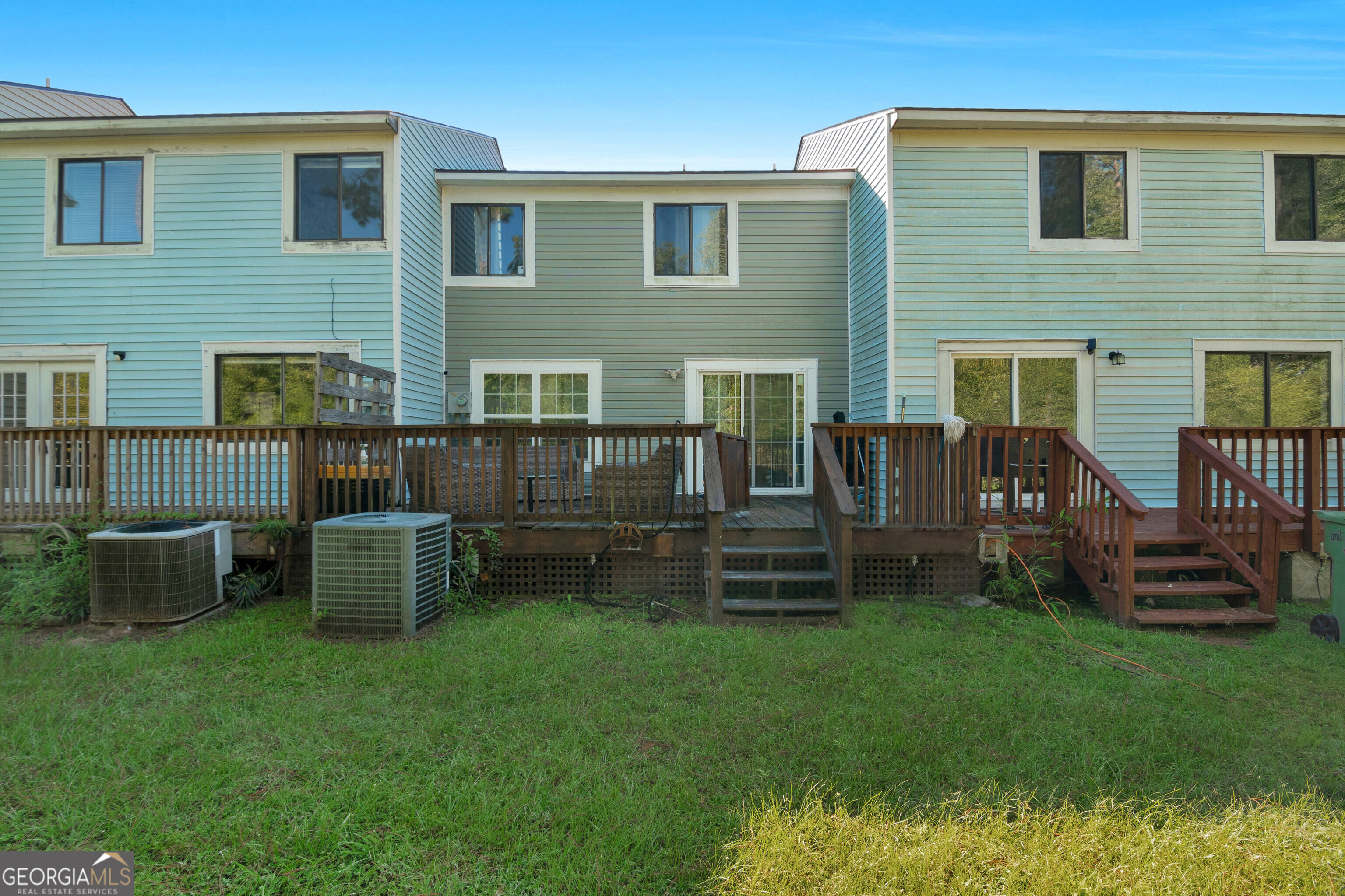 912 Pineland Avenue APT 4