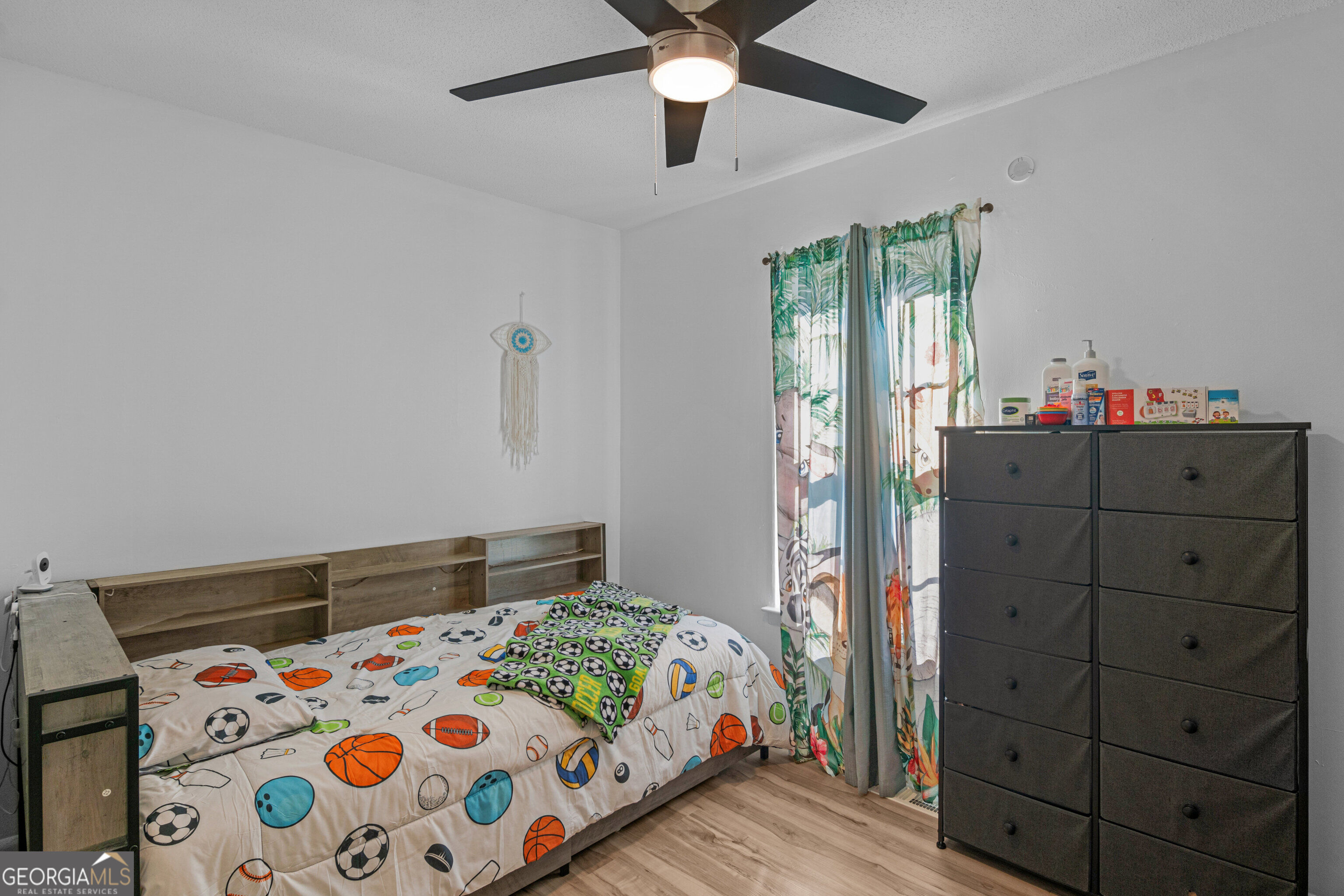 912 Pineland Avenue APT 4