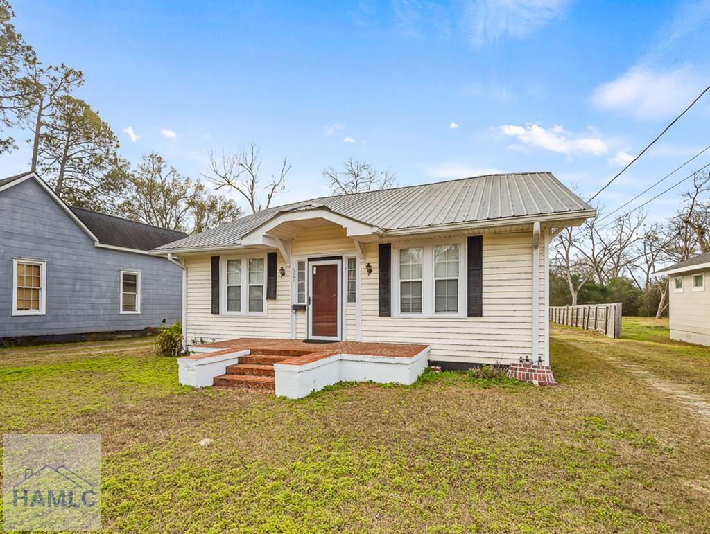 517 N Masonic Street