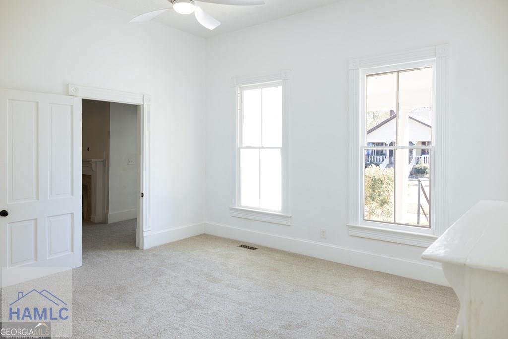 643 Barney Avenue