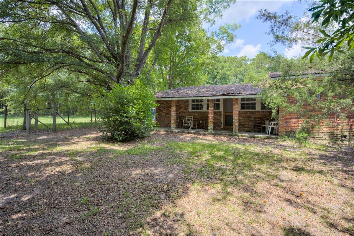 1135 N MASONIC Street