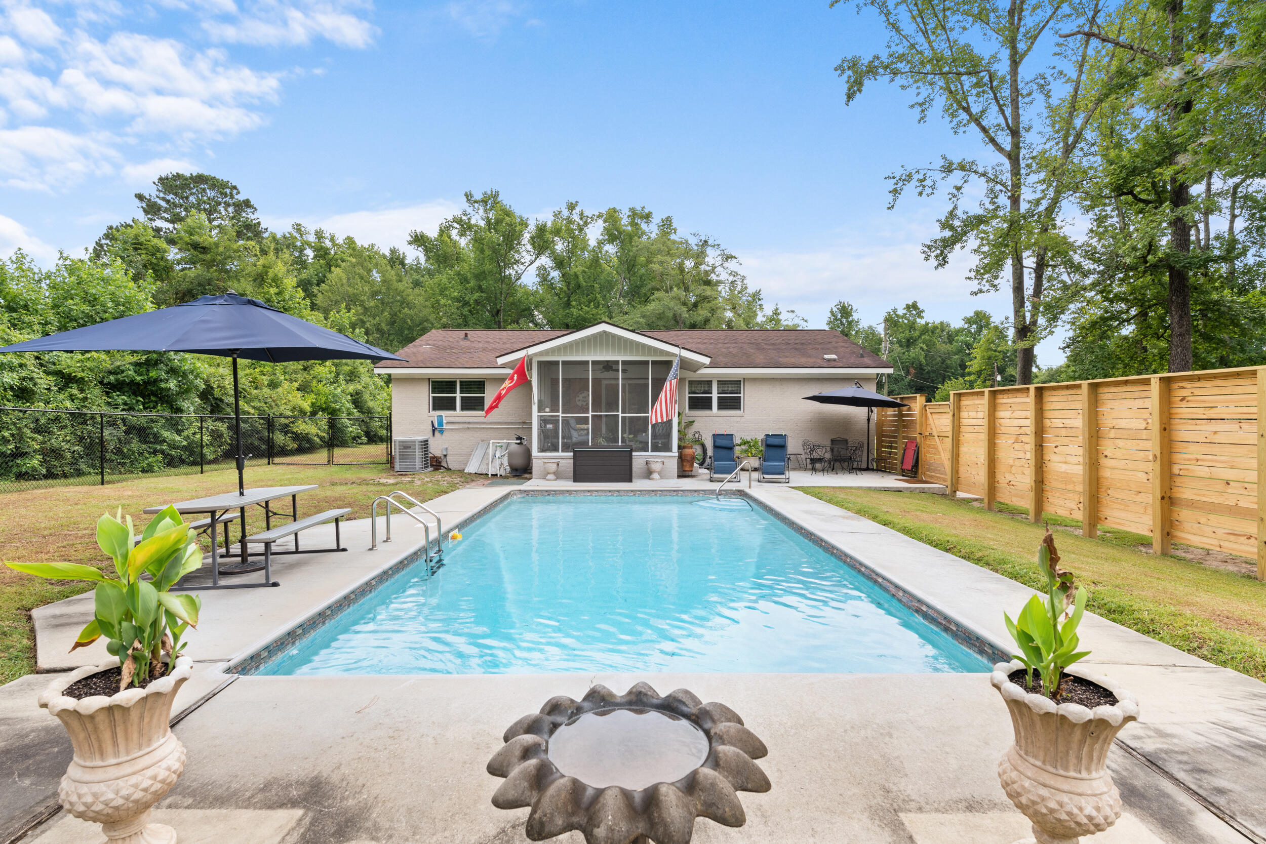 515 Morningside Circle