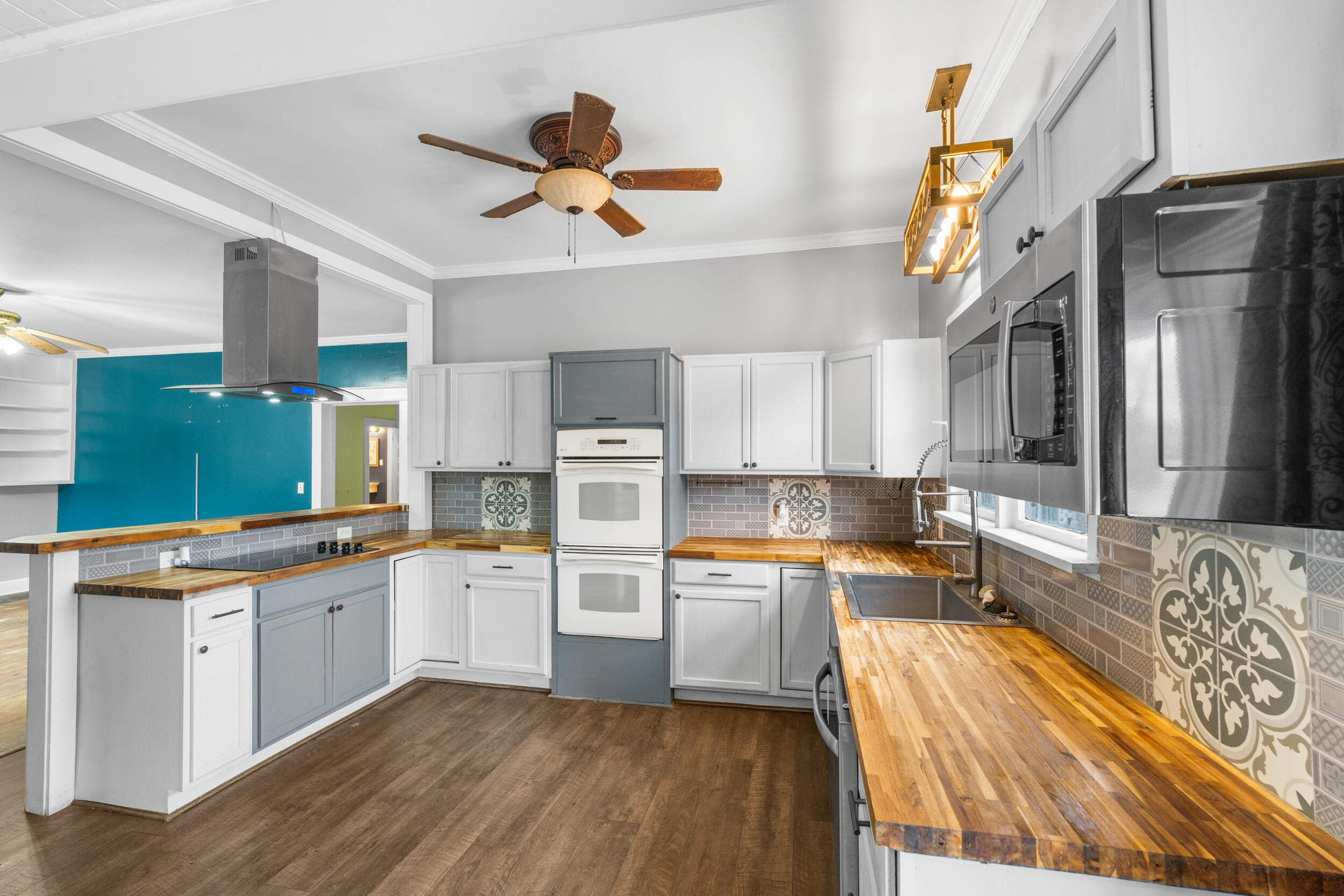 640 Harvey Street