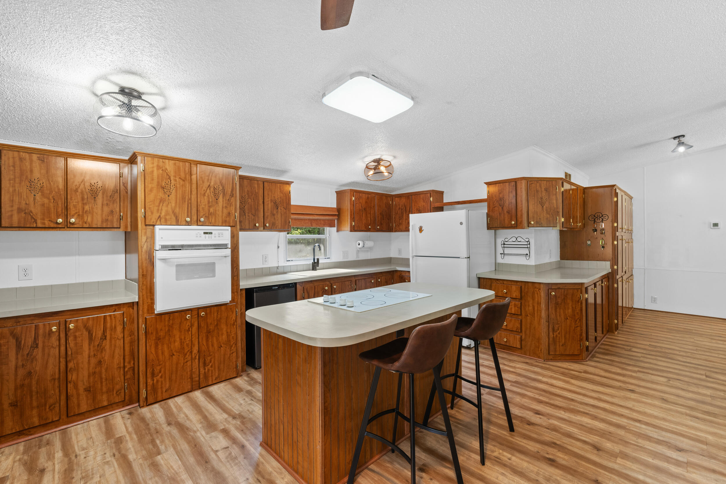 4548 Ramona Lane