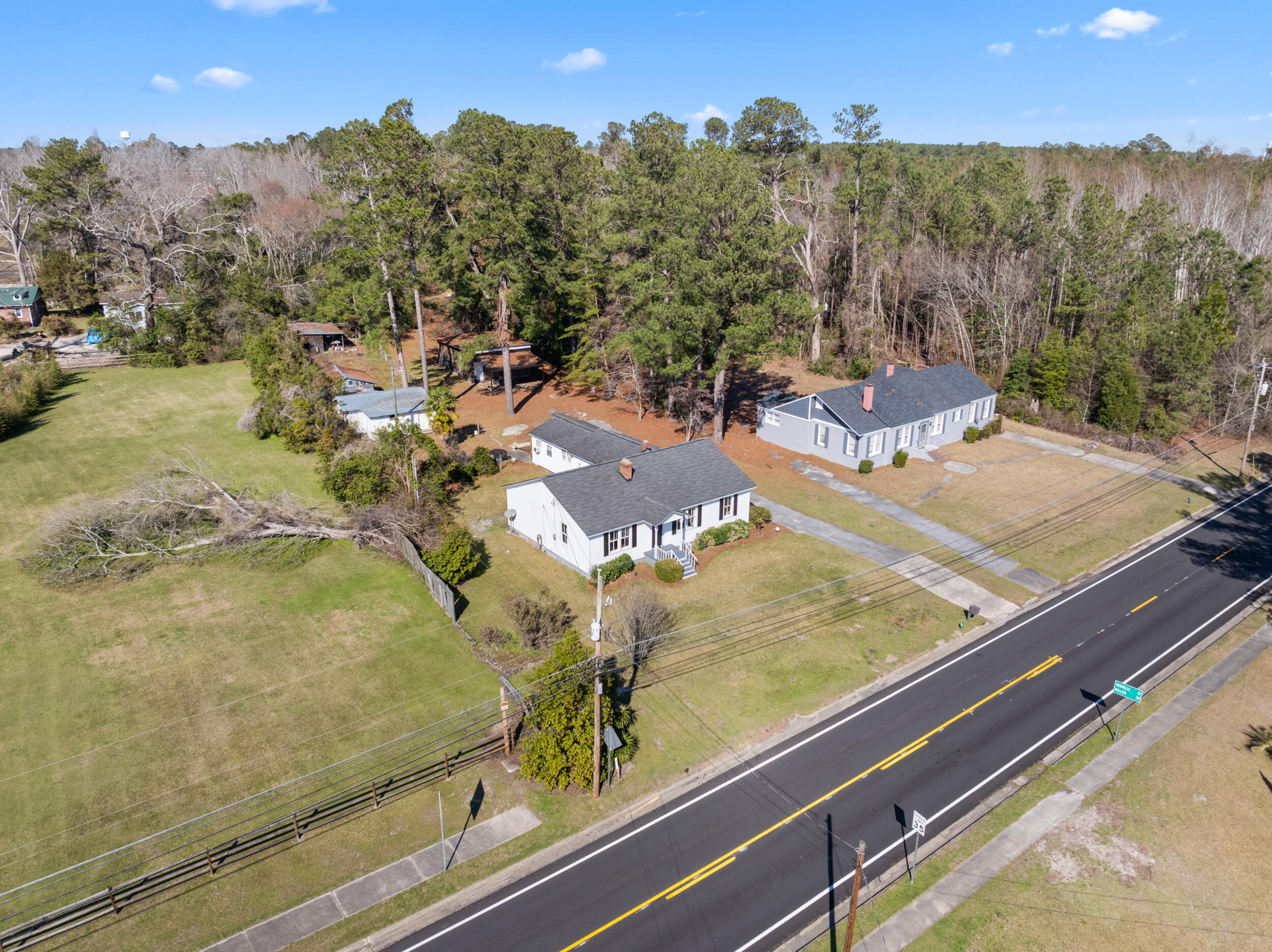 65 E Calhoun Street