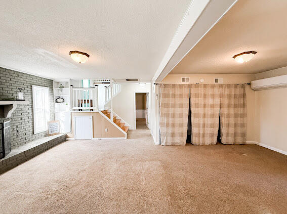 618 Walnut Street