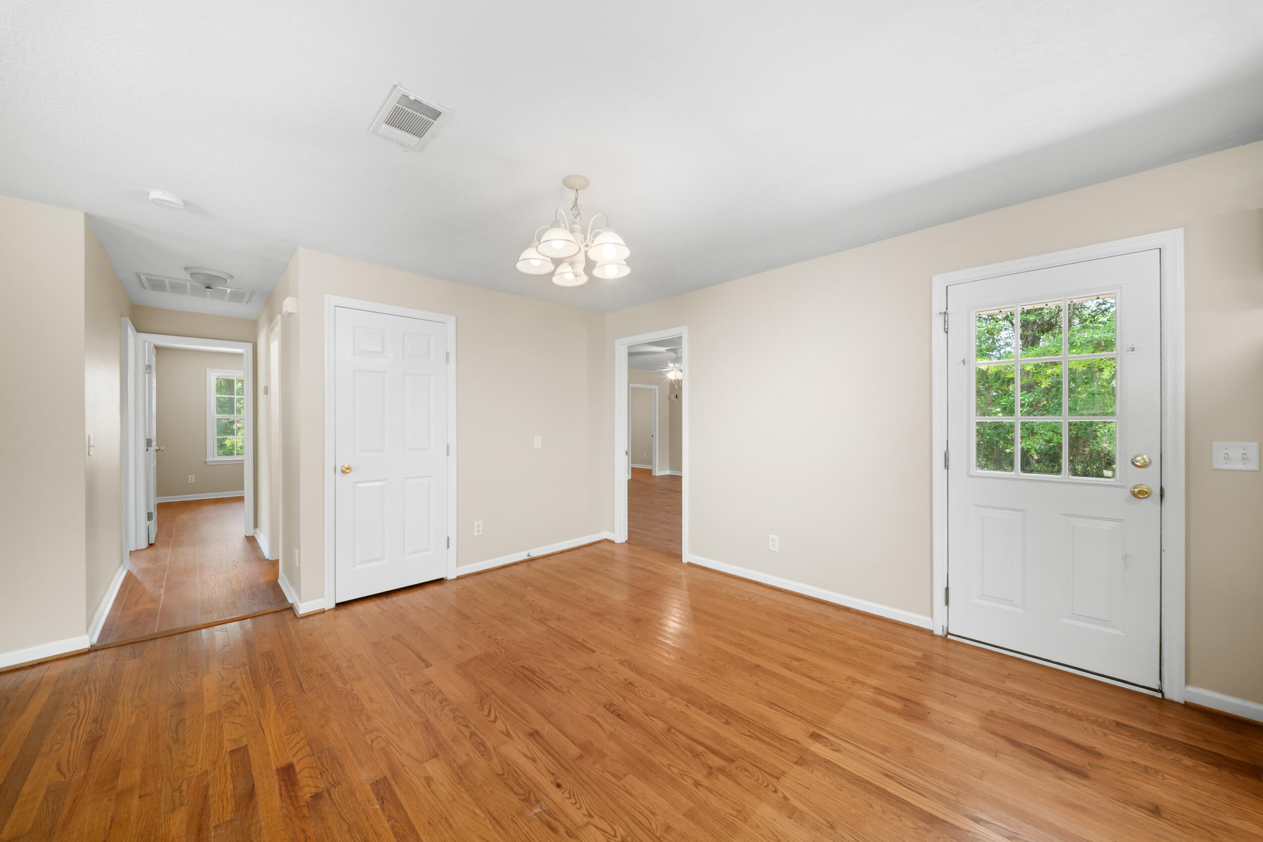 103 Forest Road