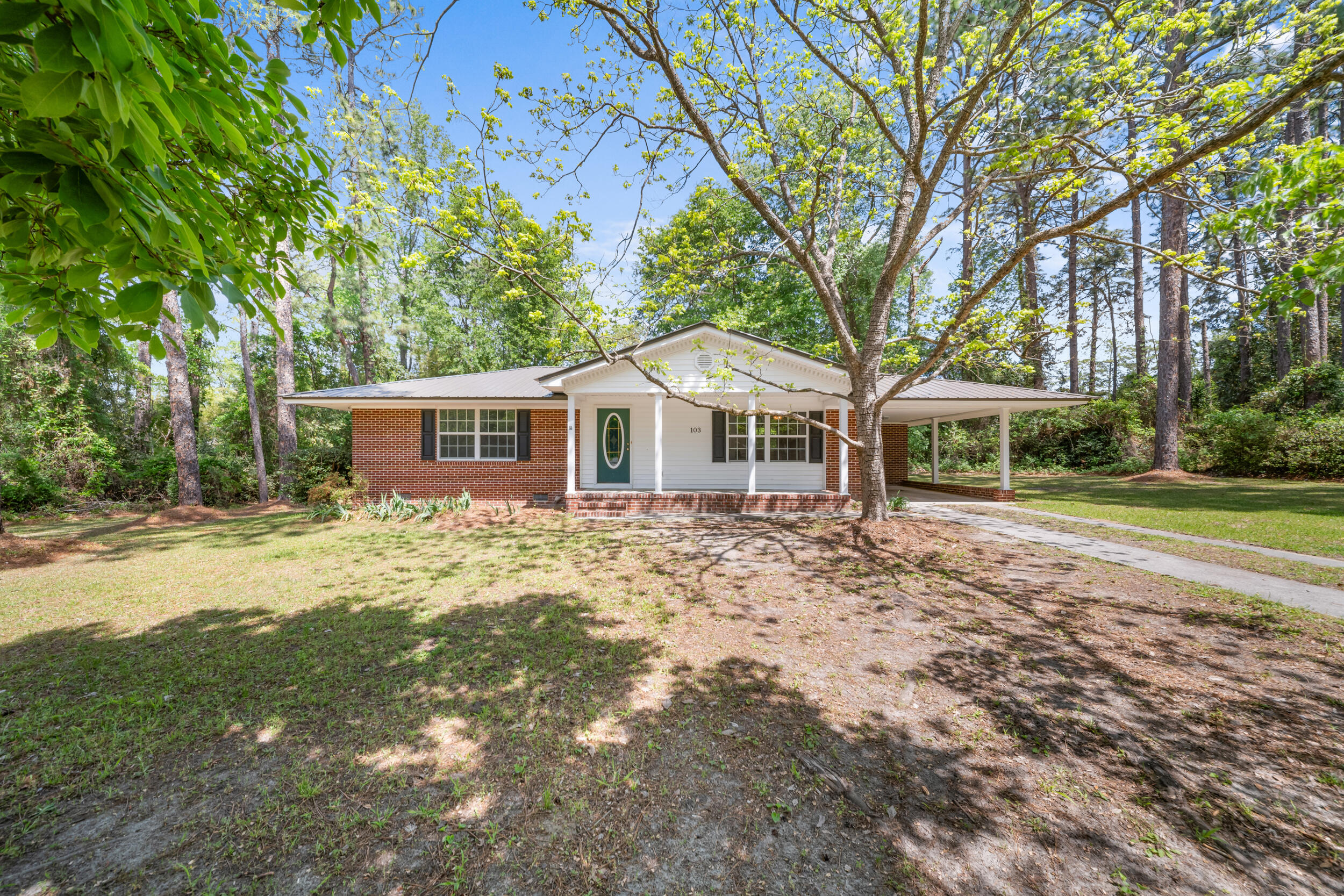 103 Forest Road