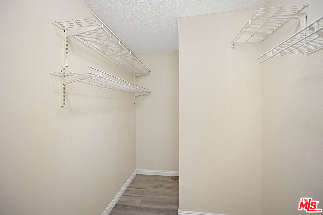 1001 W Macarthur Blvd Unit: 136