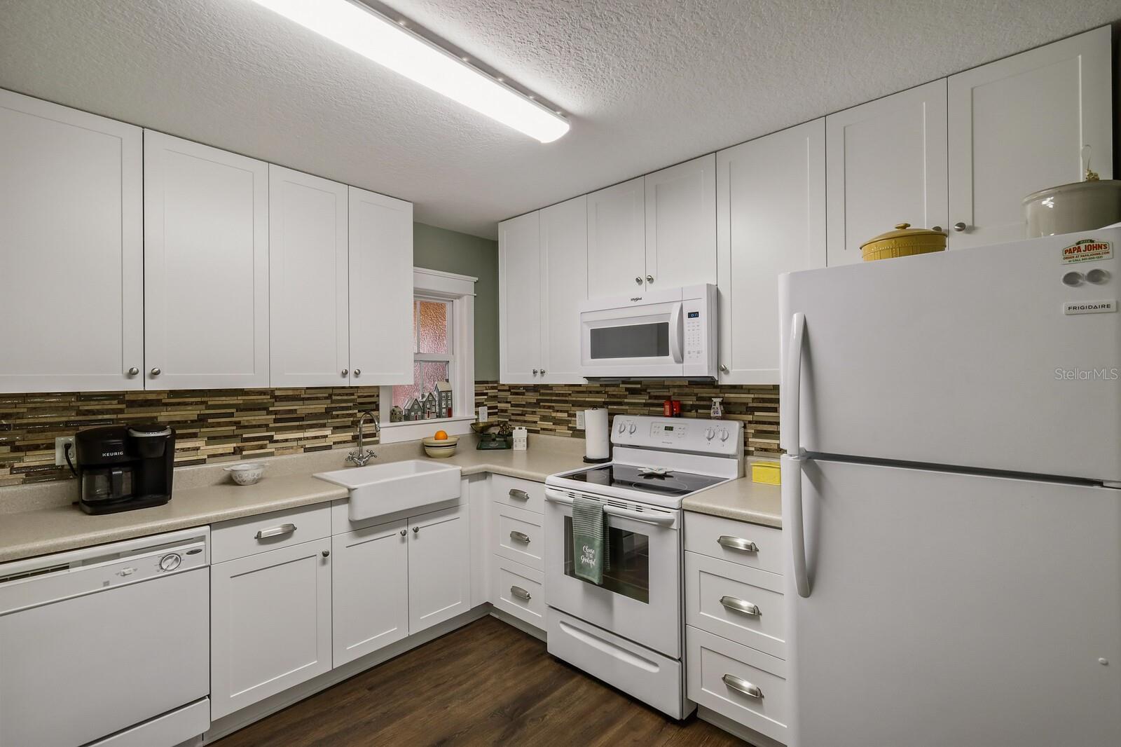 9027 WHITE SAGE LOOP