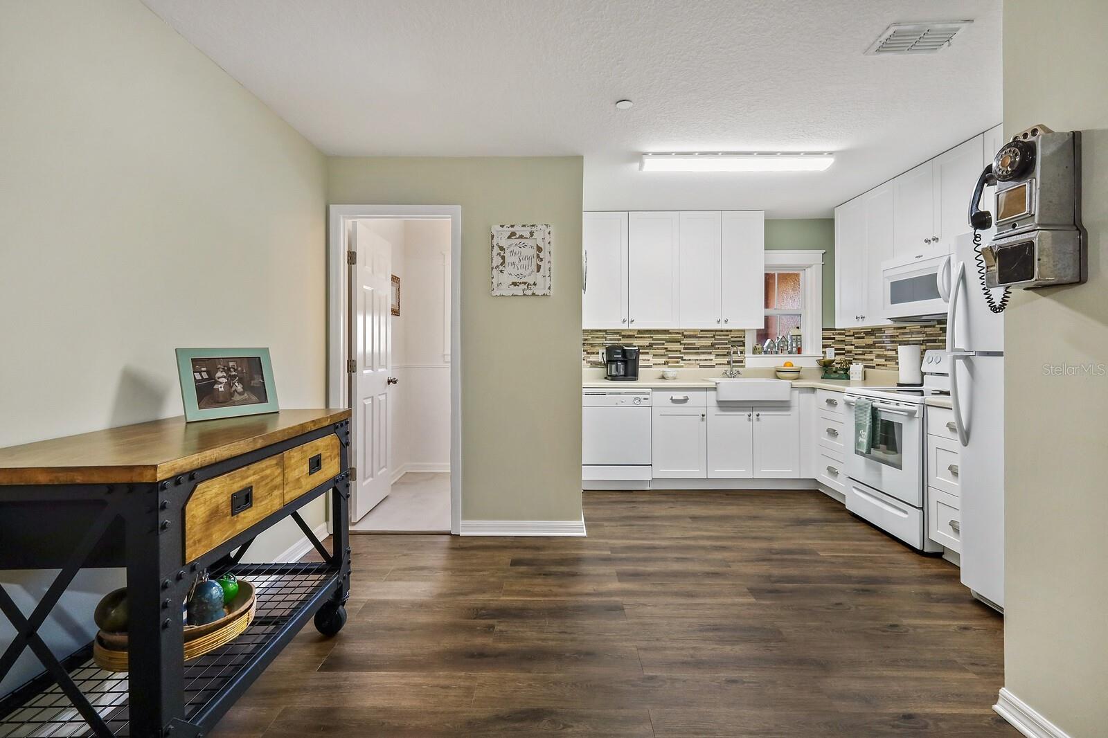 9027 WHITE SAGE LOOP