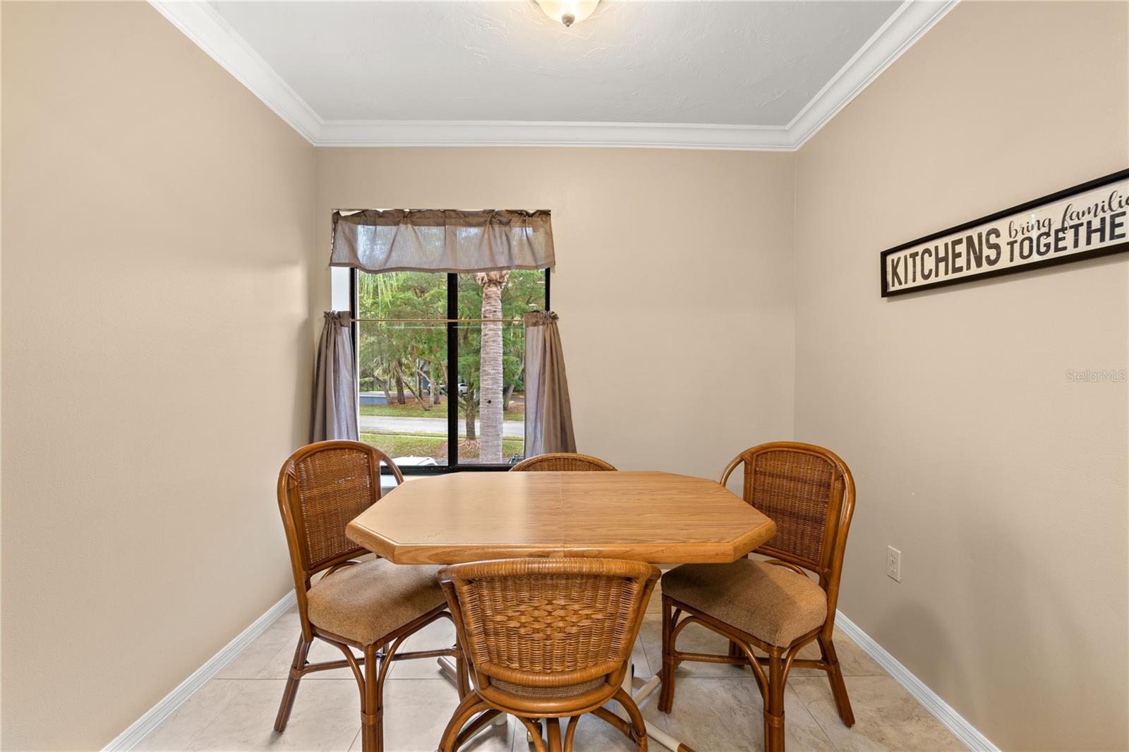 6221 TIMBER LAKE DR #C6