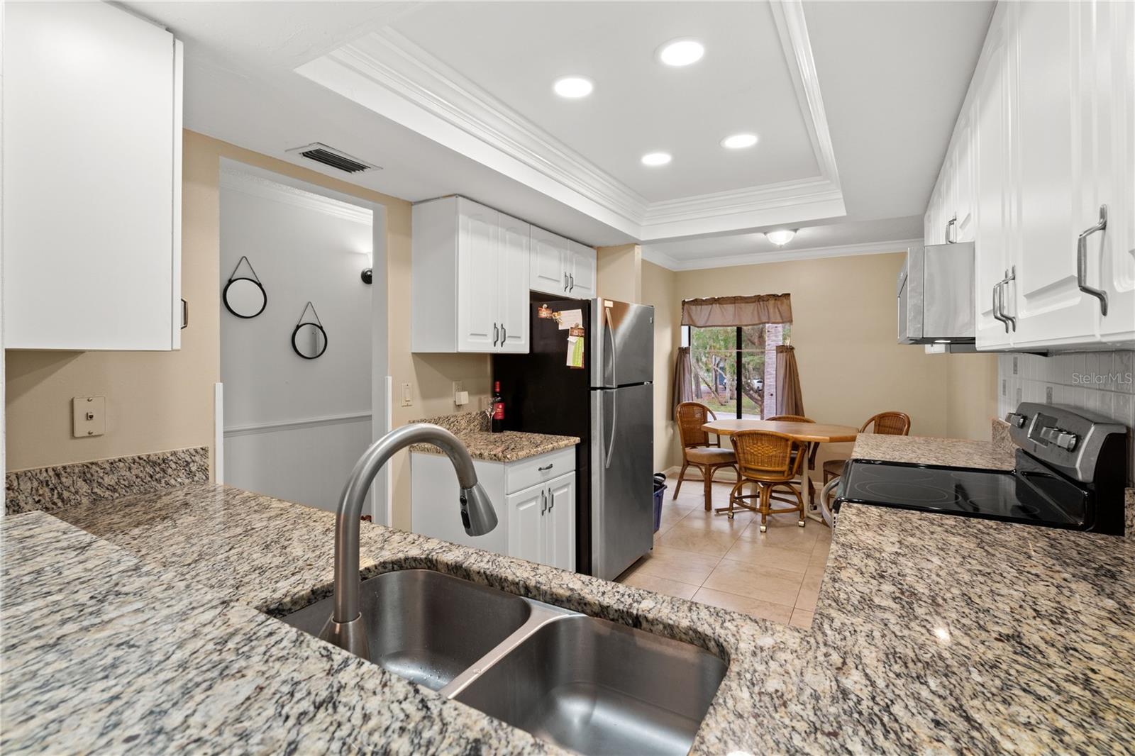 6221 TIMBER LAKE DR #C6