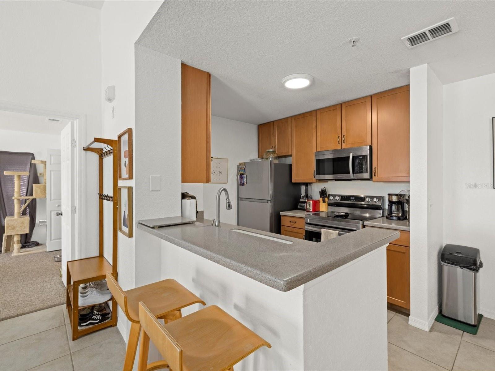 8917 MANOR LOOP #205