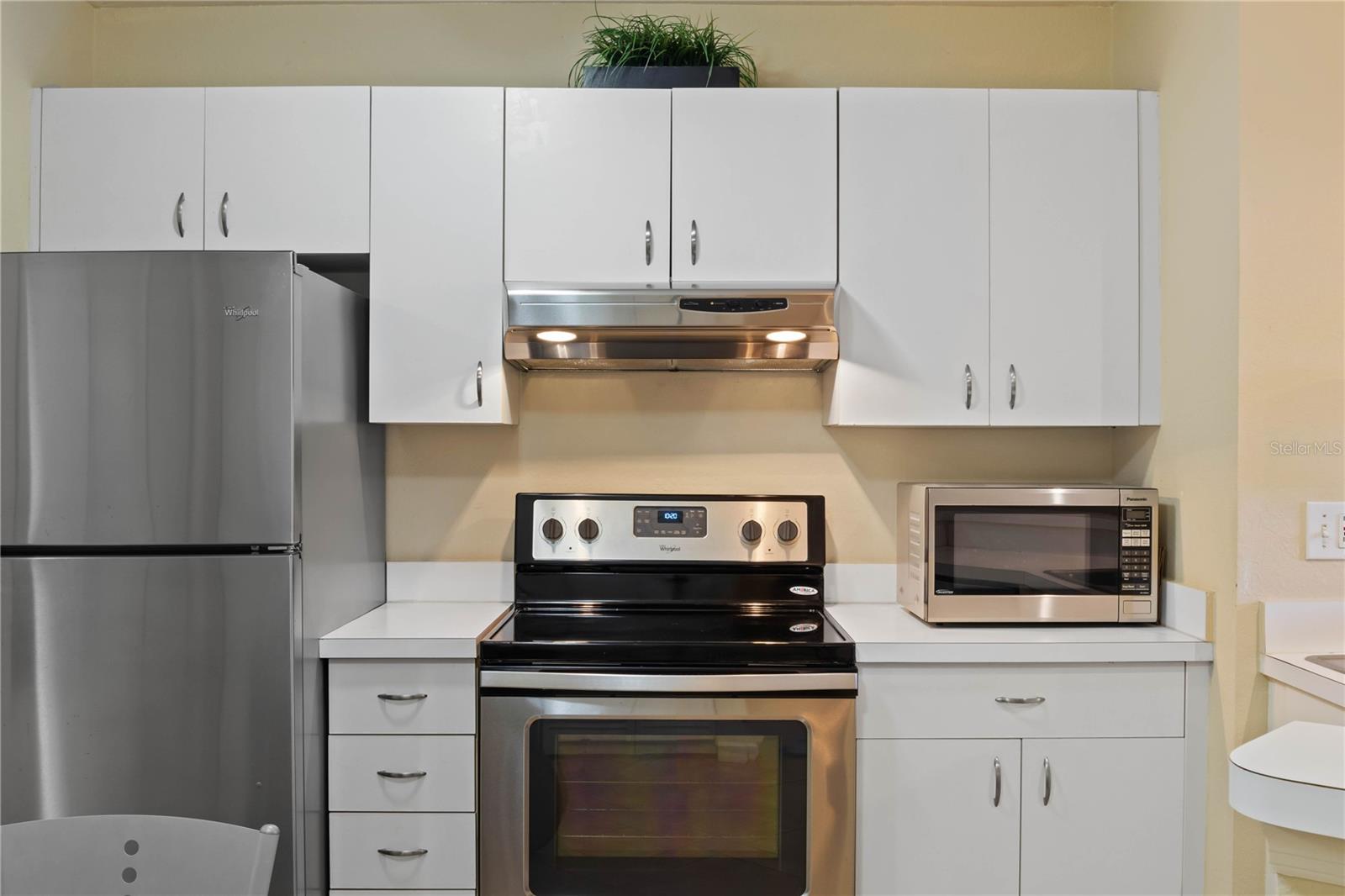 850 S TAMIAMI TRL #408