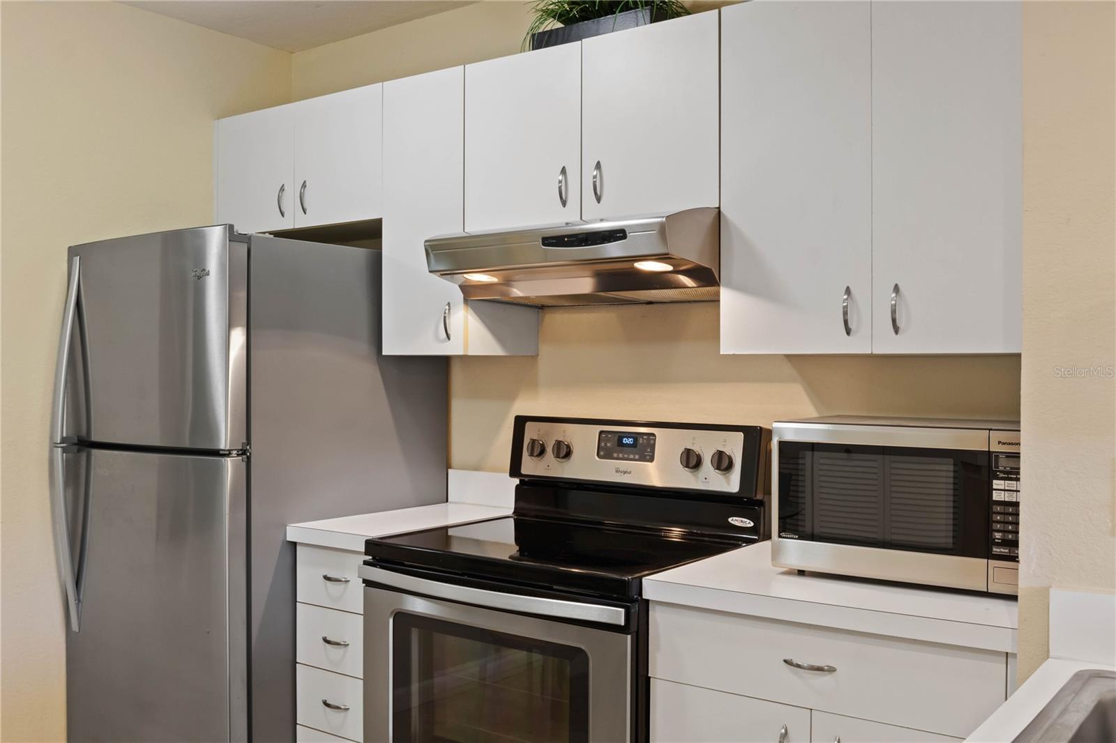 850 S TAMIAMI TRL #408