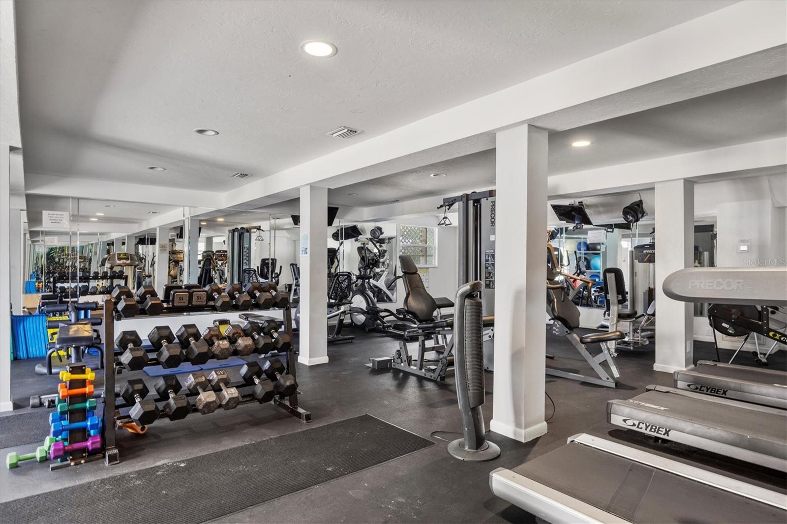 4714 BENITO CT