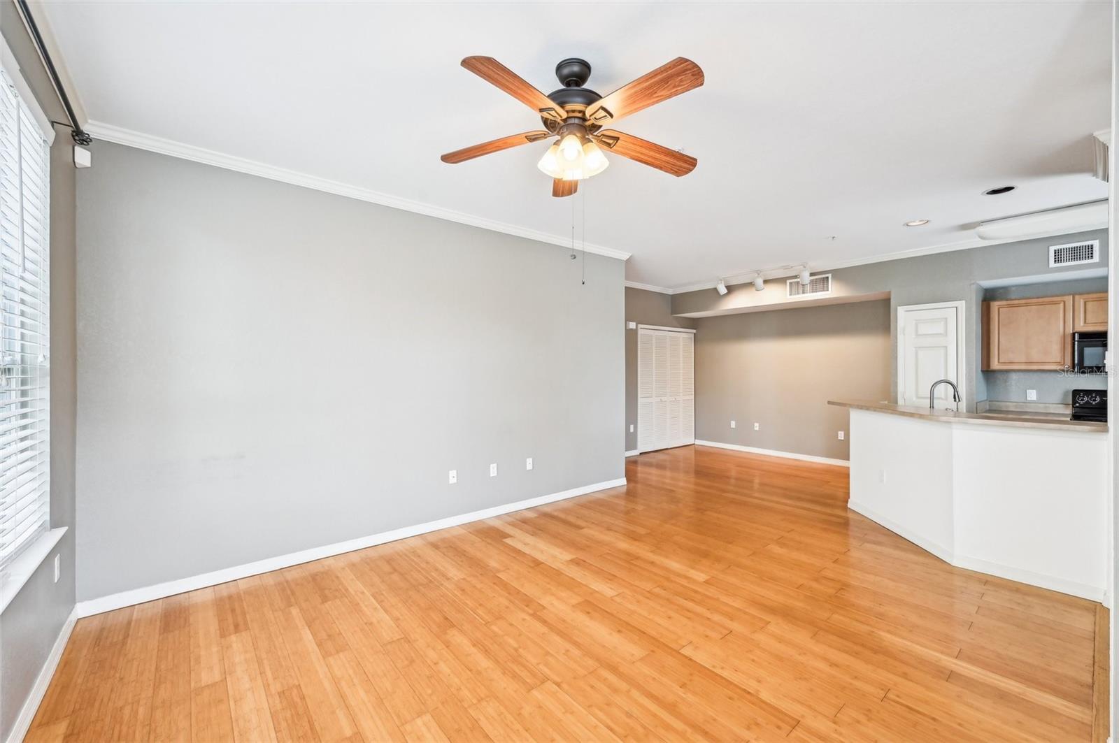 5681 BIDWELL PKWY #101