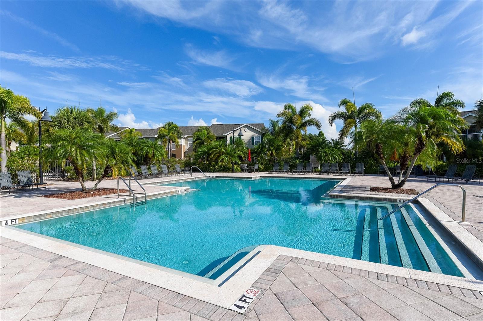 8923 MANOR LOOP #106