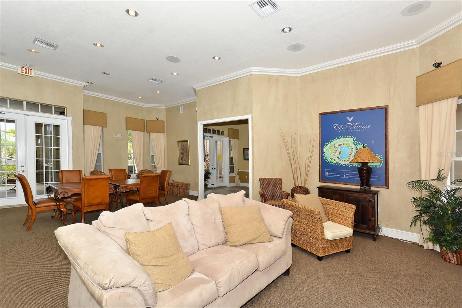 8923 MANOR LOOP #106