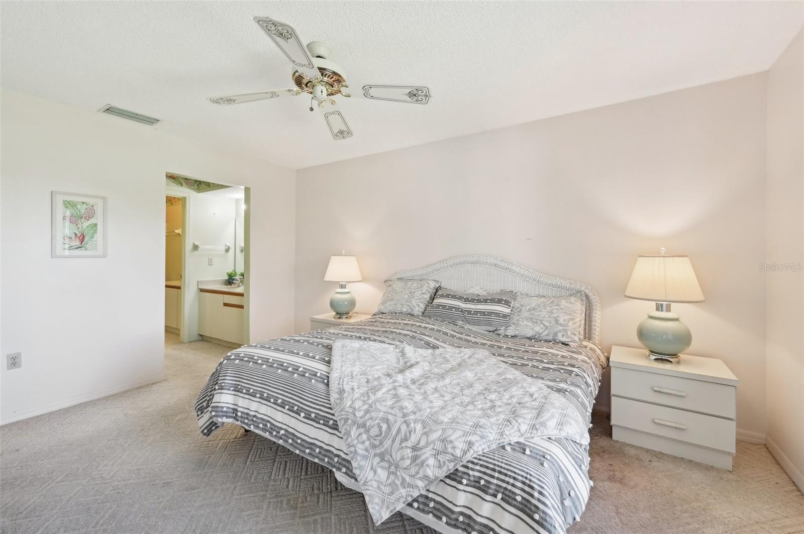 6211 TIMBER LAKE DR #B12