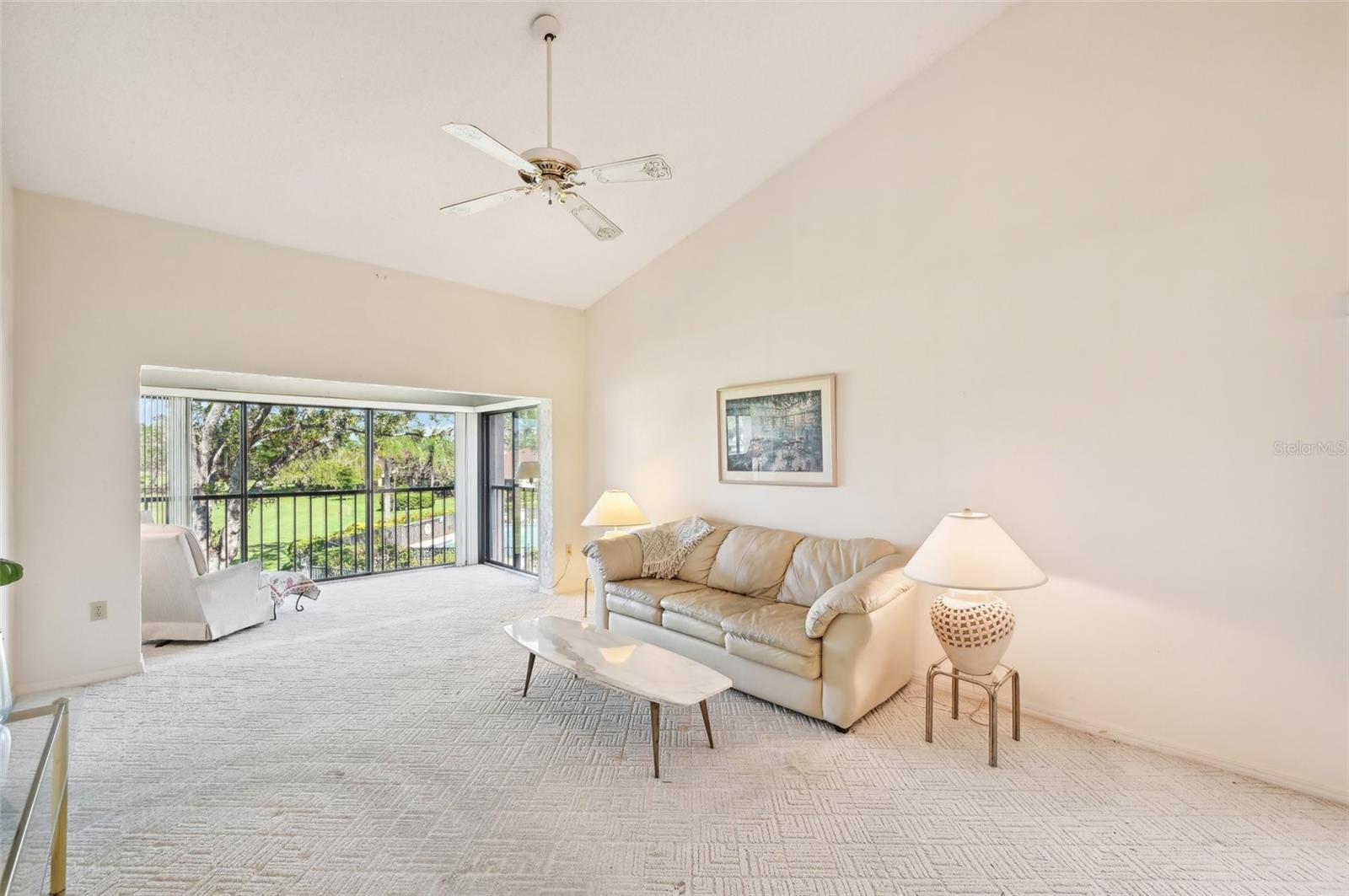 6211 TIMBER LAKE DR #B12