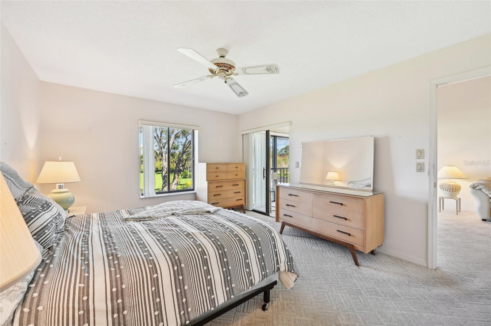 6211 TIMBER LAKE DR #B12