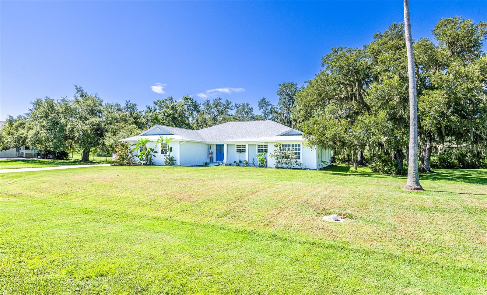 1496 PALM VIEW RD