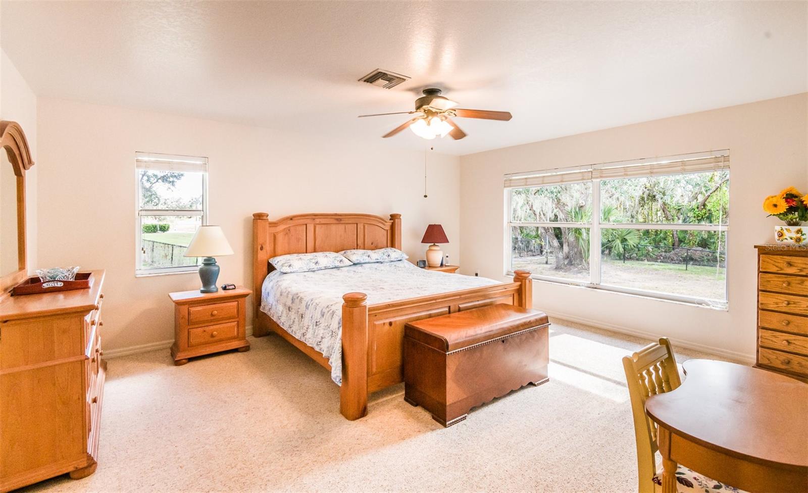 1496 PALM VIEW RD