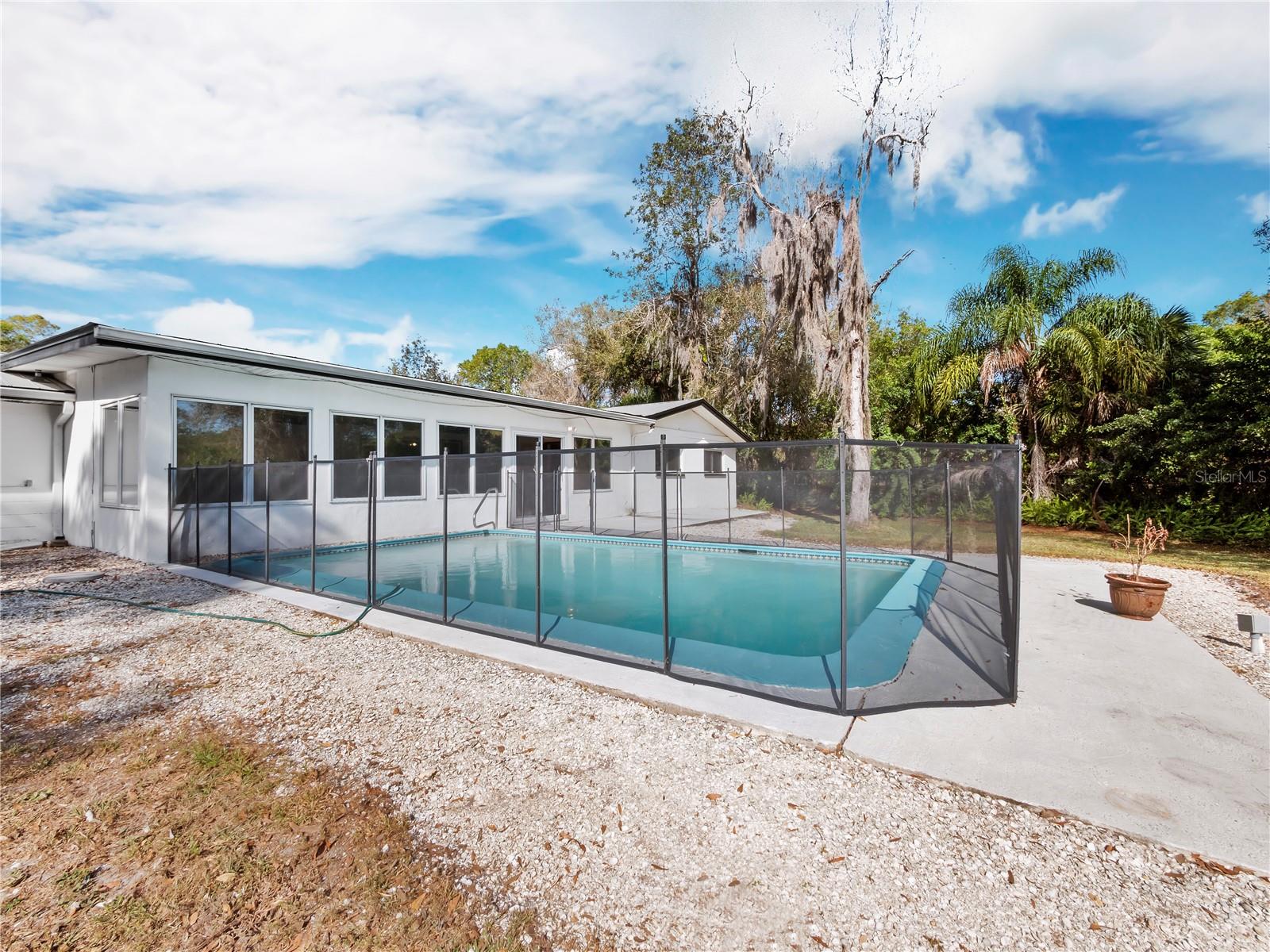 3825 SARASOTA GOLF CLUB BLVD