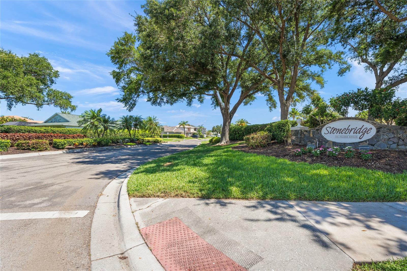 4931 FLAGSTONE DR