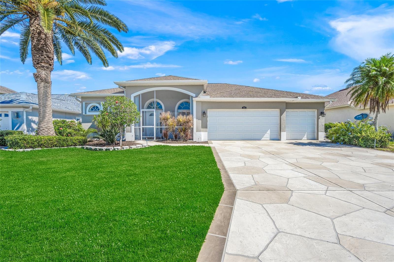 4931 FLAGSTONE DR