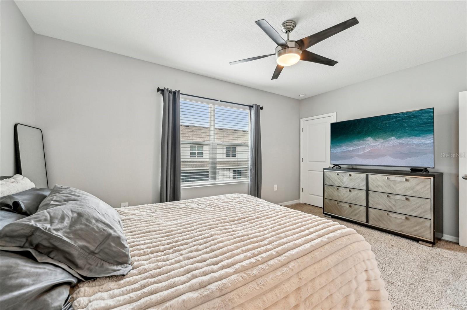 6620 SERENITY FALL LN