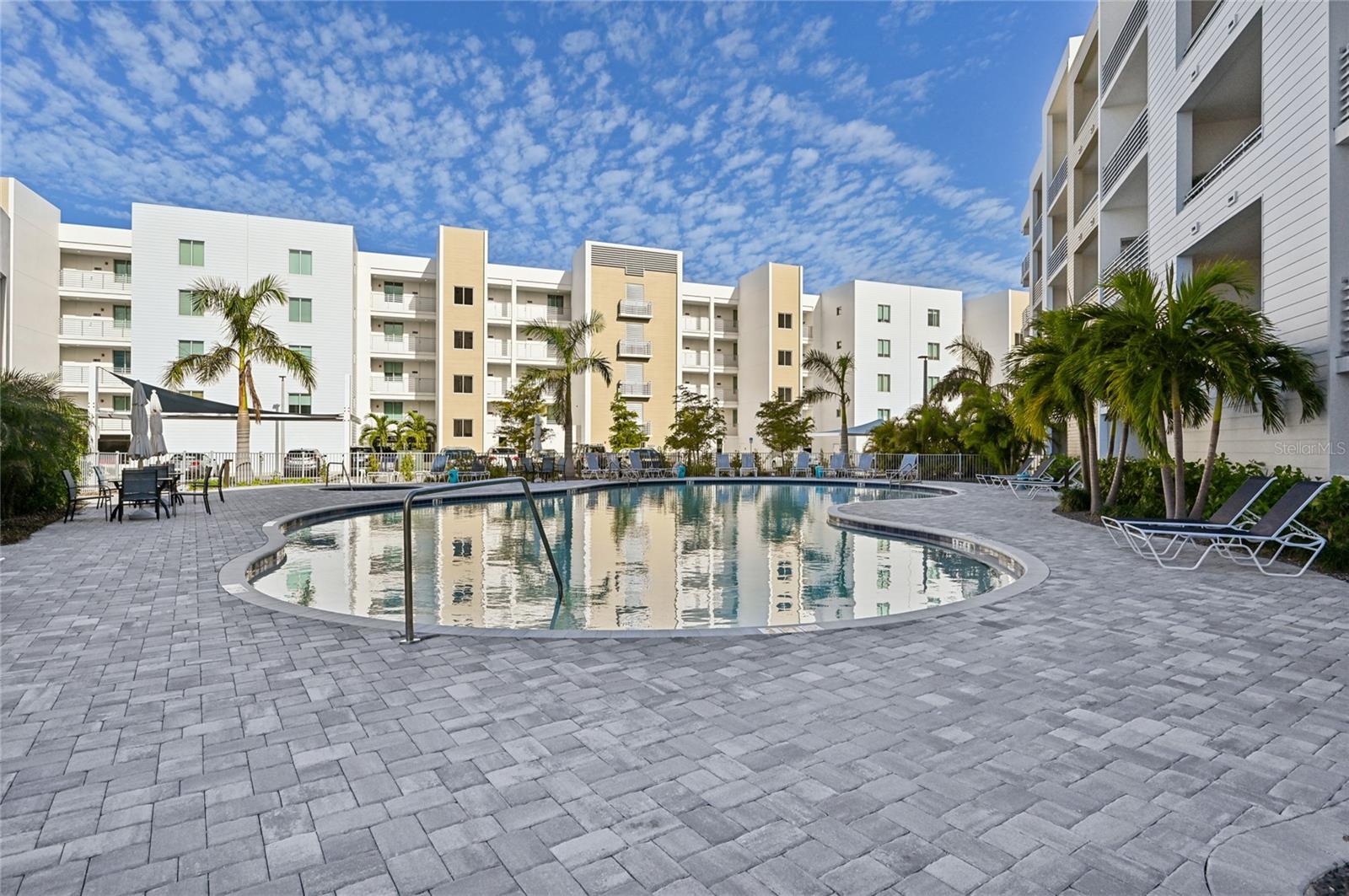 1703 N TAMIAMI TRL #209