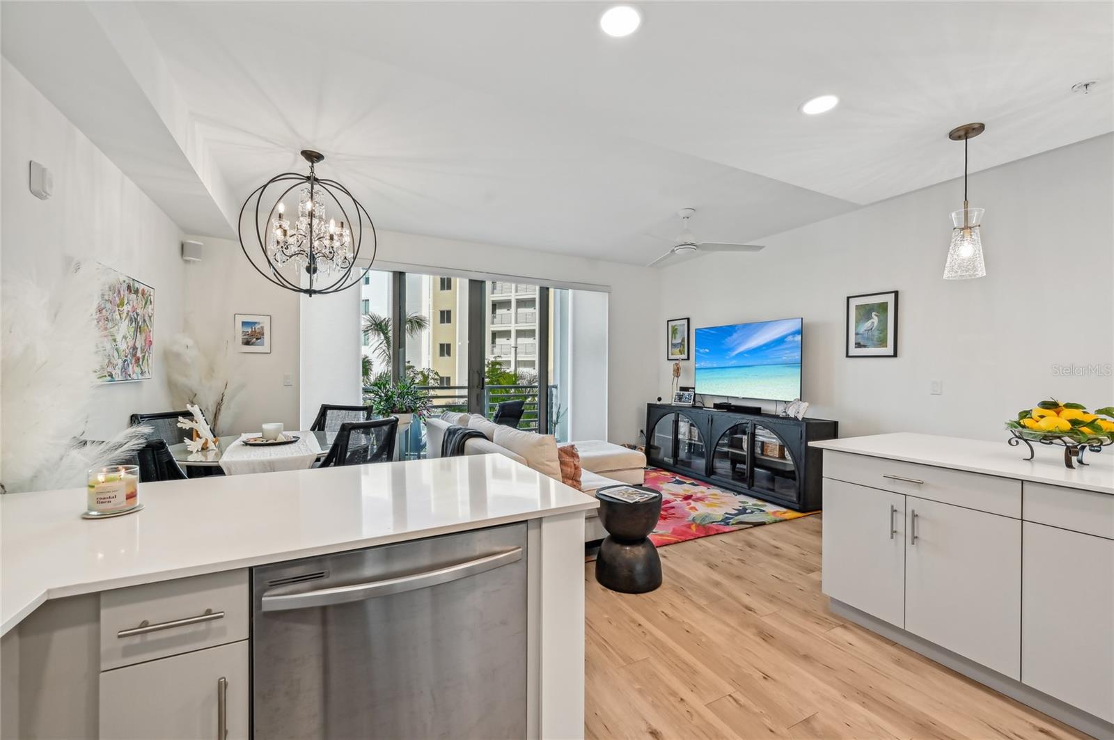 1703 N TAMIAMI TRL #209