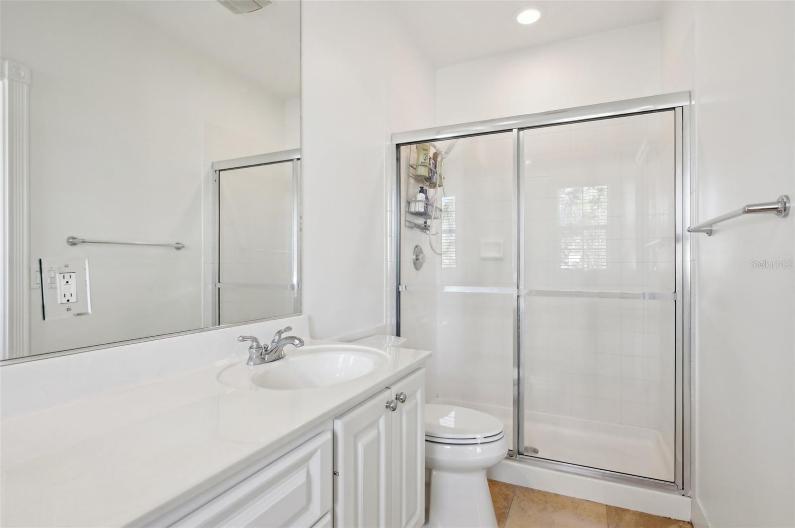 1555 NAPOLI DR W