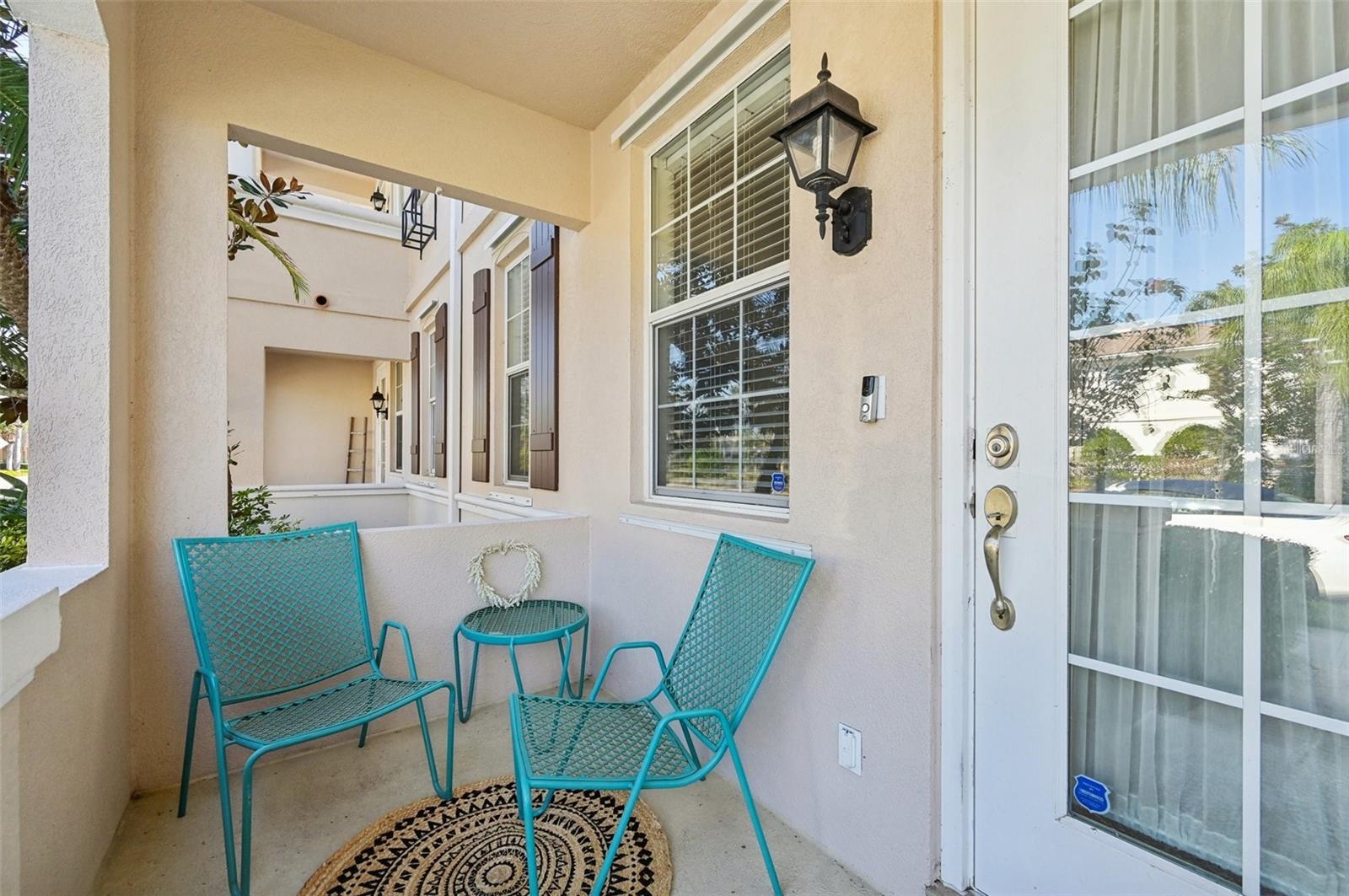 1555 NAPOLI DR W