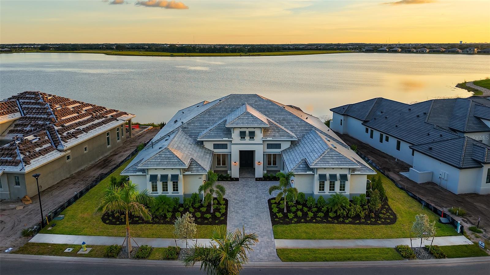 1122 BLUE SHELL LOOP