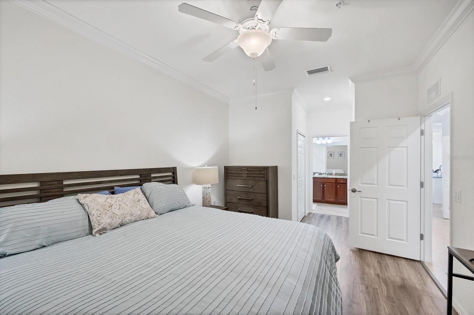 16904 VARDON TER #401