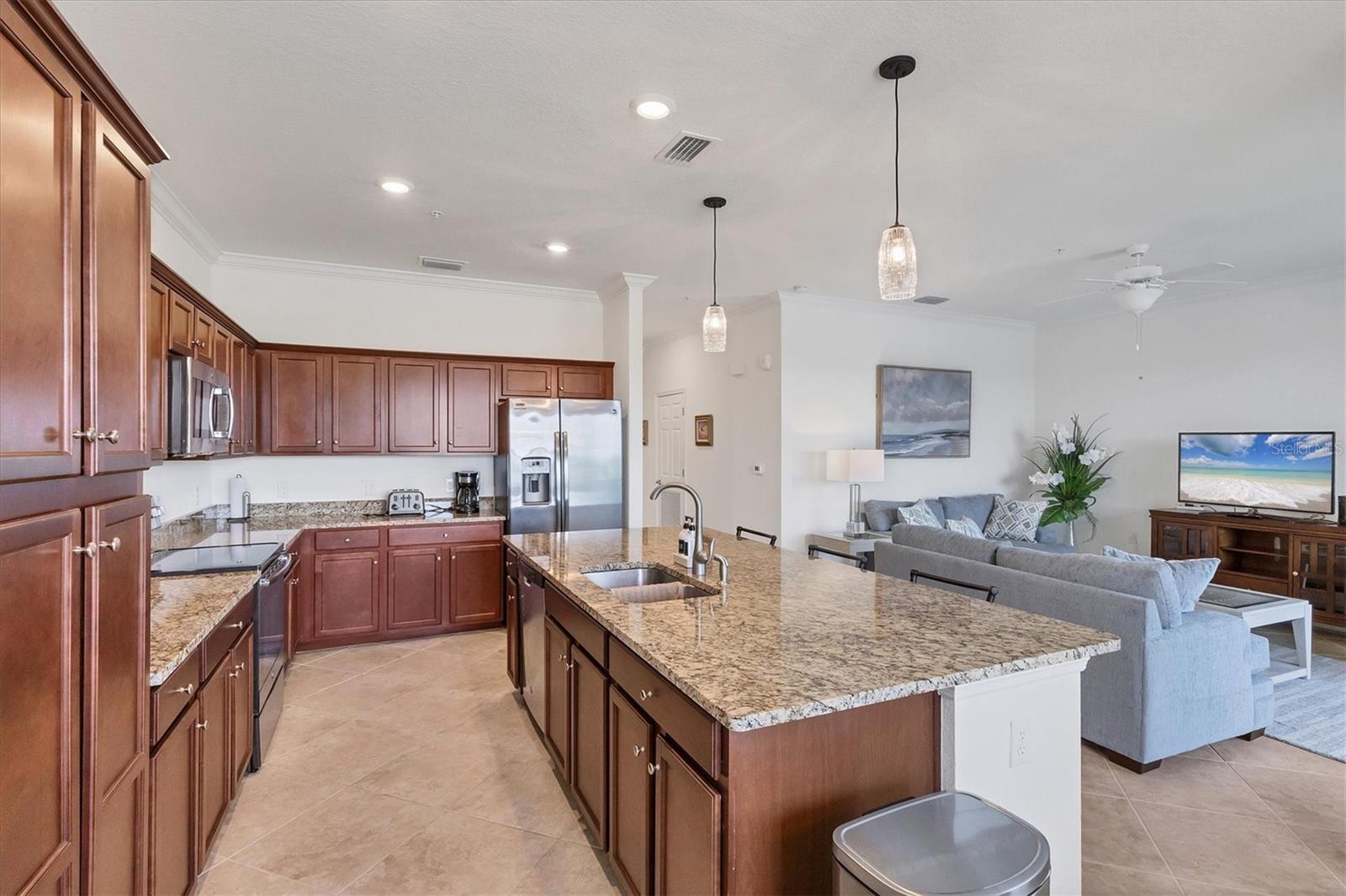 16904 VARDON TER #401