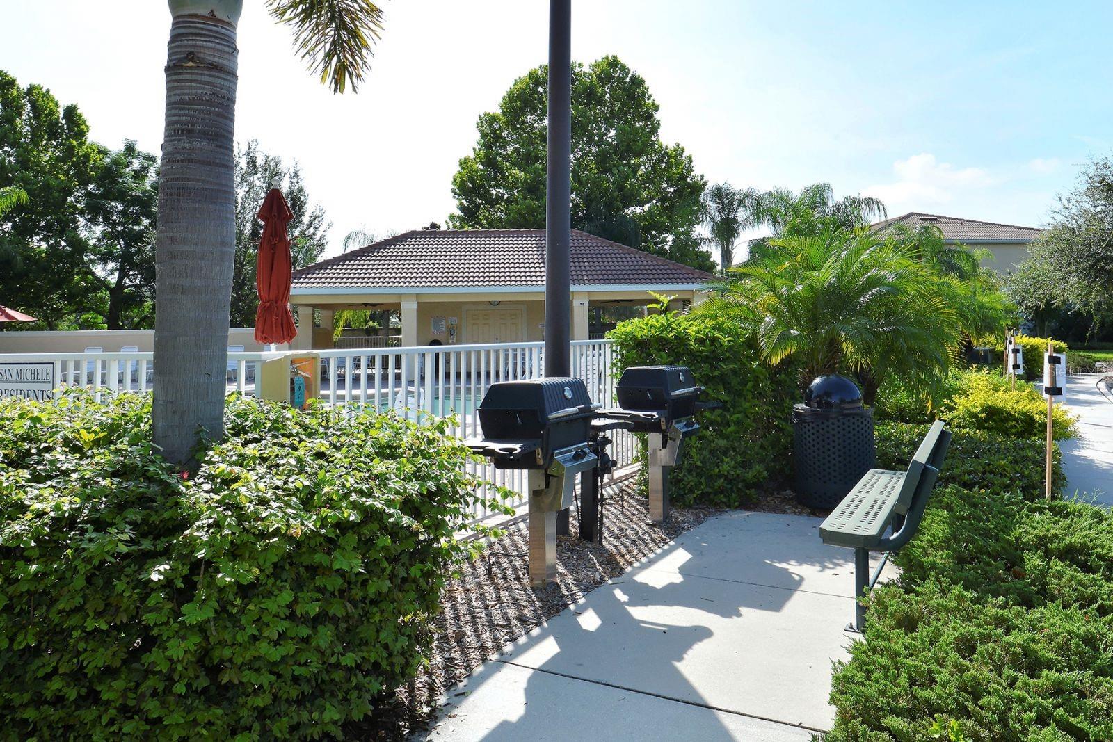 3776 82ND AVENUE CIR E #103