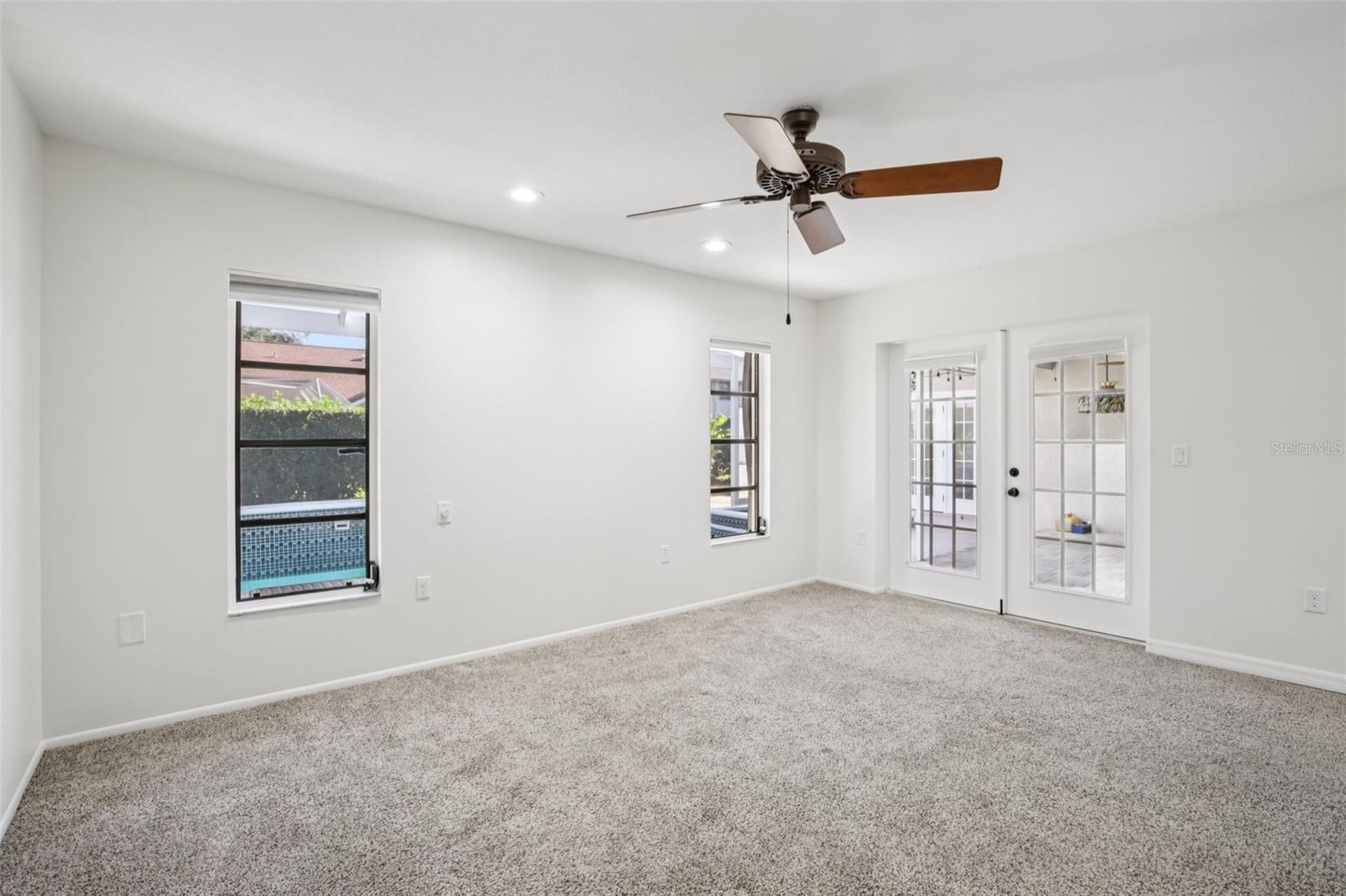 4959 SOUTHERN WOOD DR