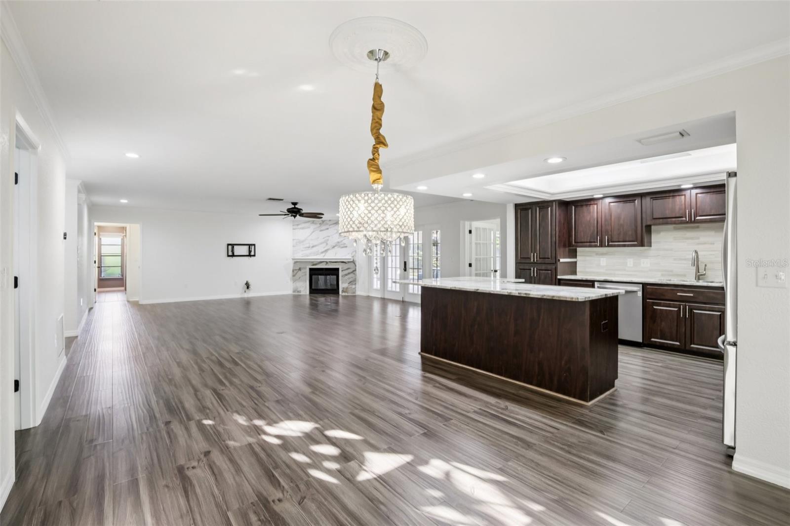 4959 SOUTHERN WOOD DR