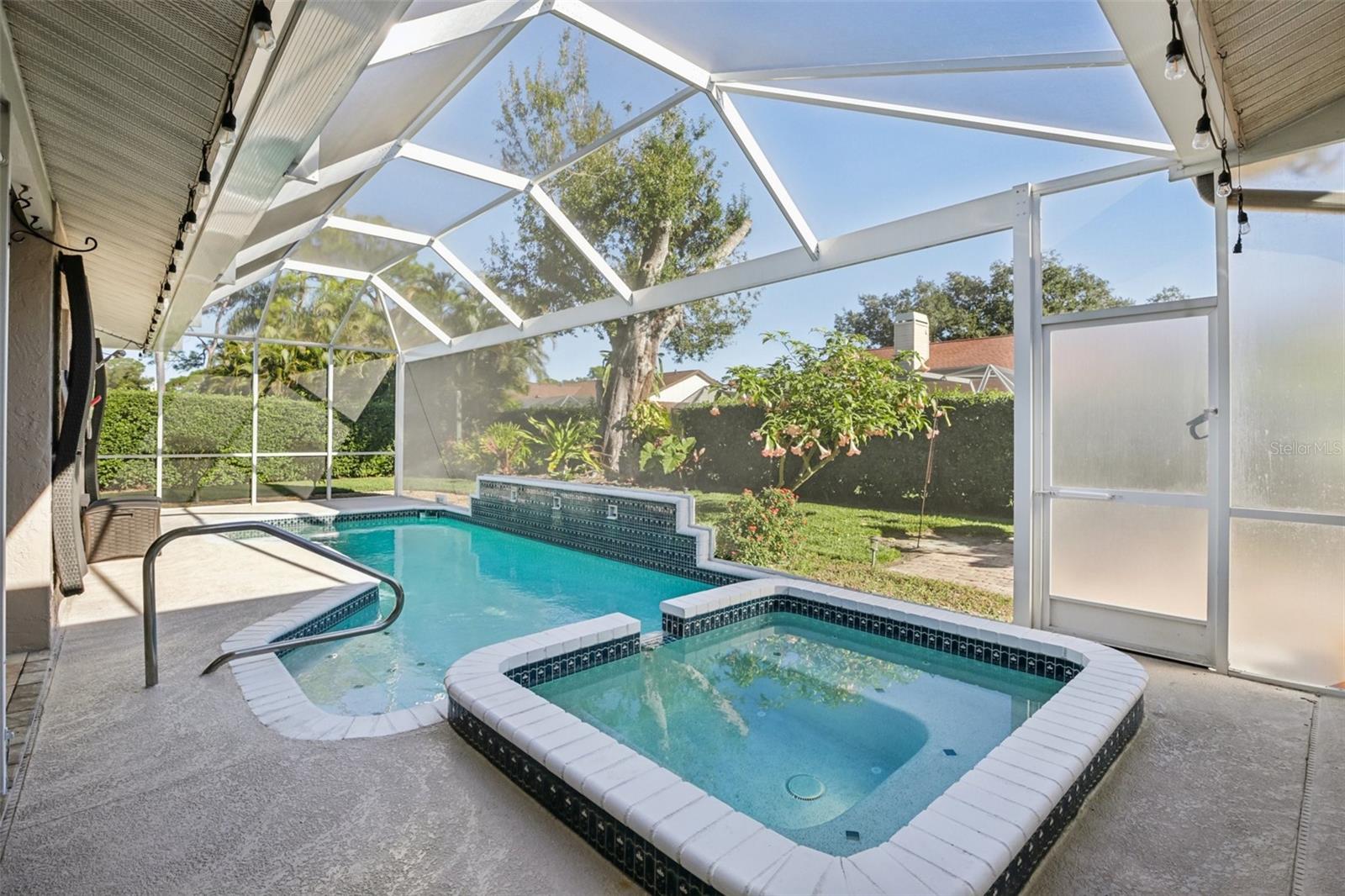 4959 SOUTHERN WOOD DR