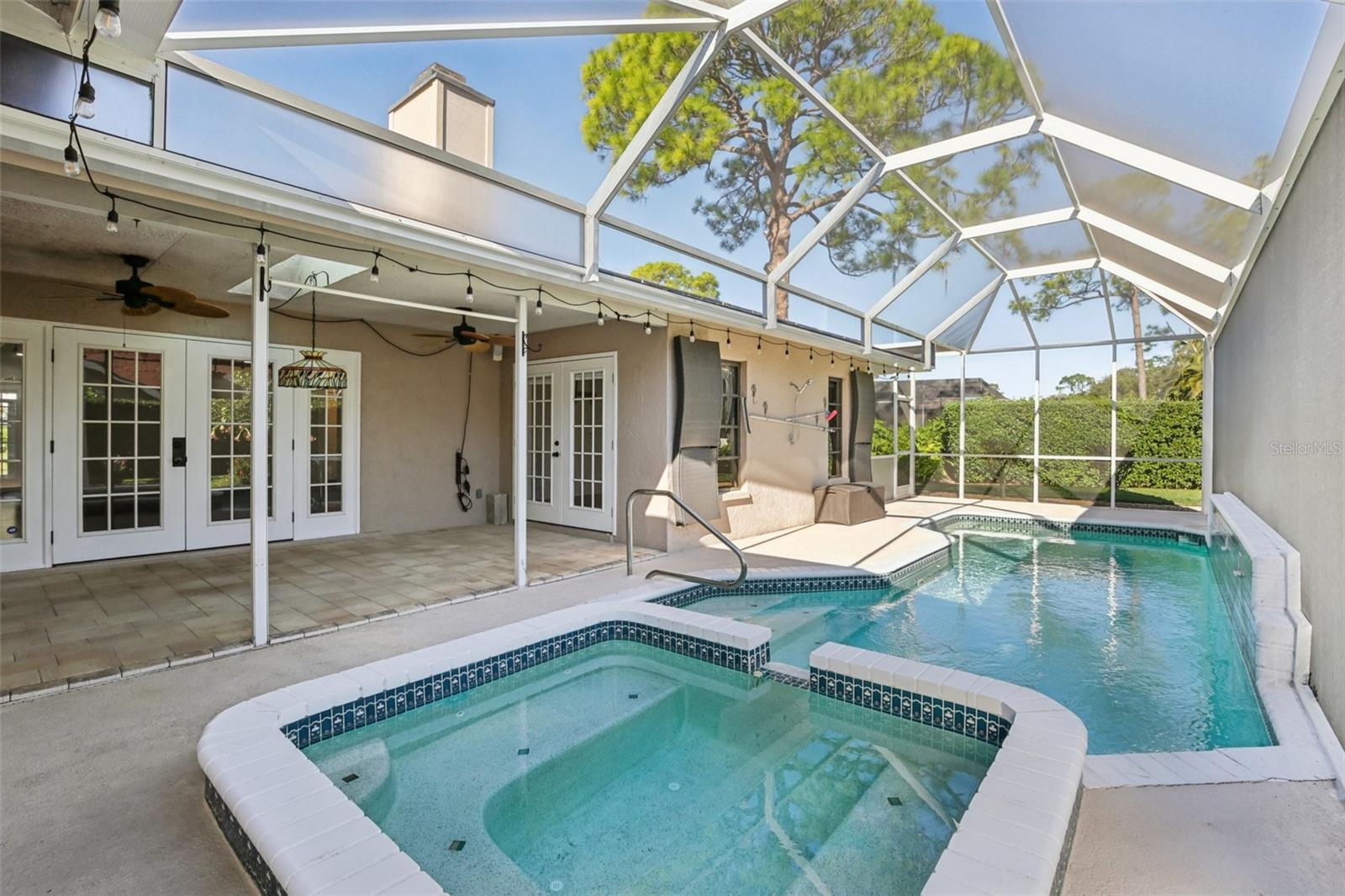 4959 SOUTHERN WOOD DR