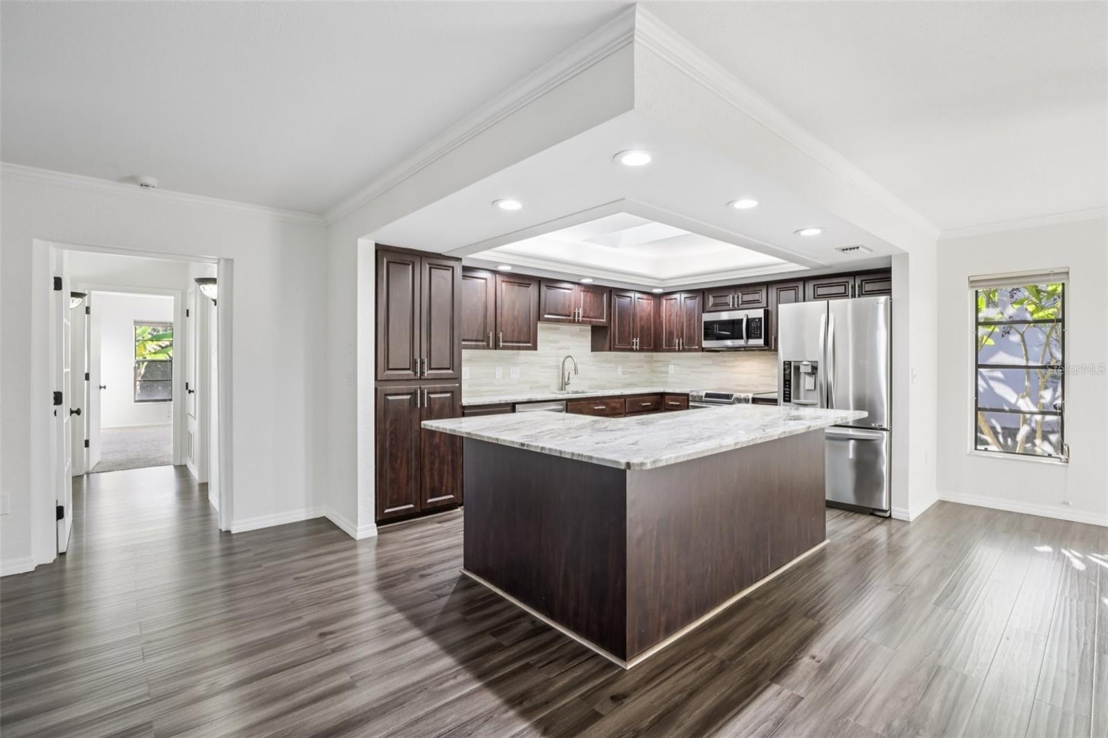 4959 SOUTHERN WOOD DR