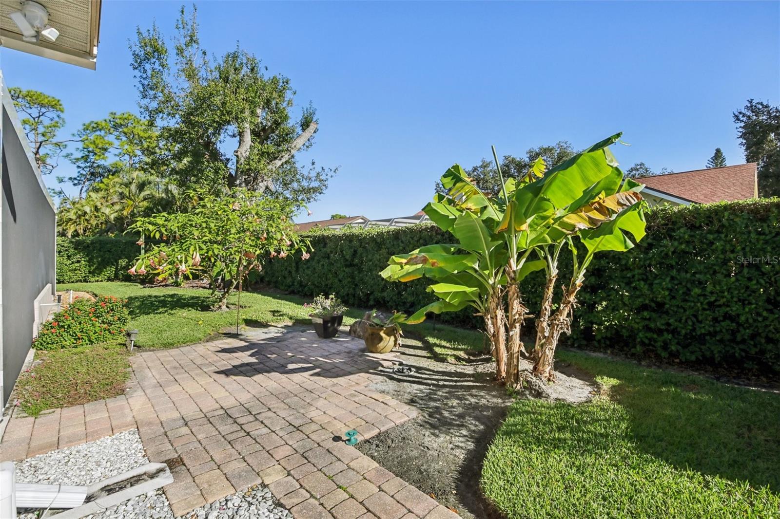 4959 SOUTHERN WOOD DR