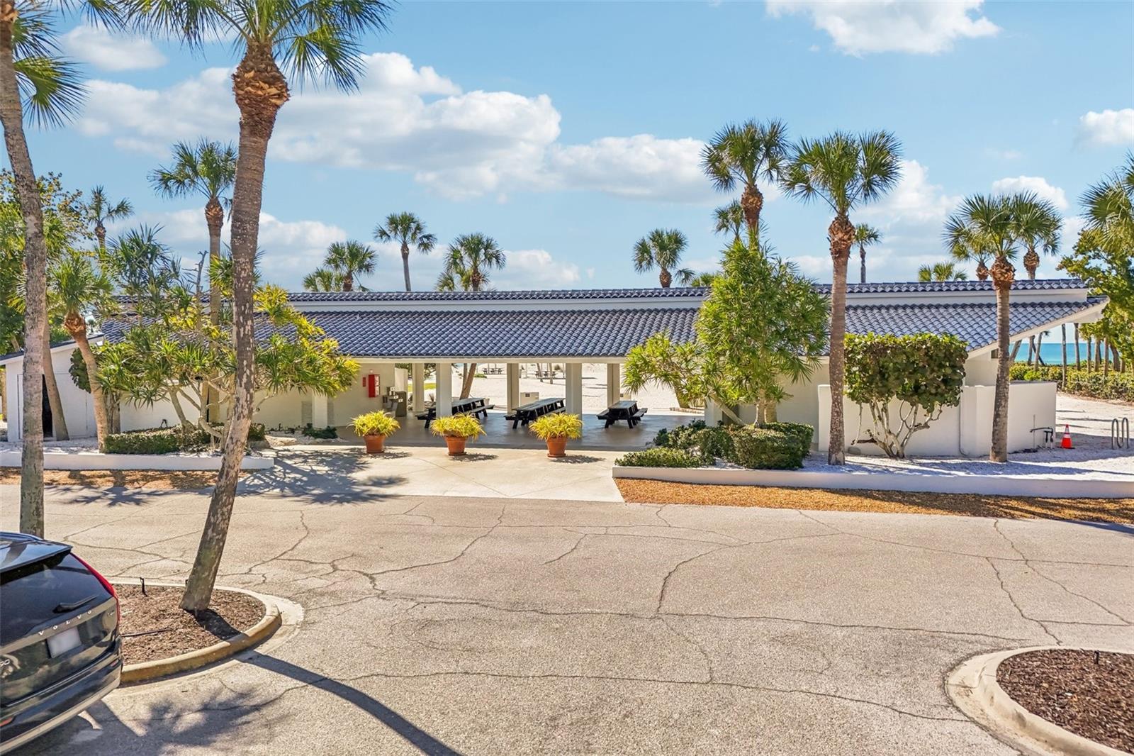 2410 HARBOURSIDE DR #111