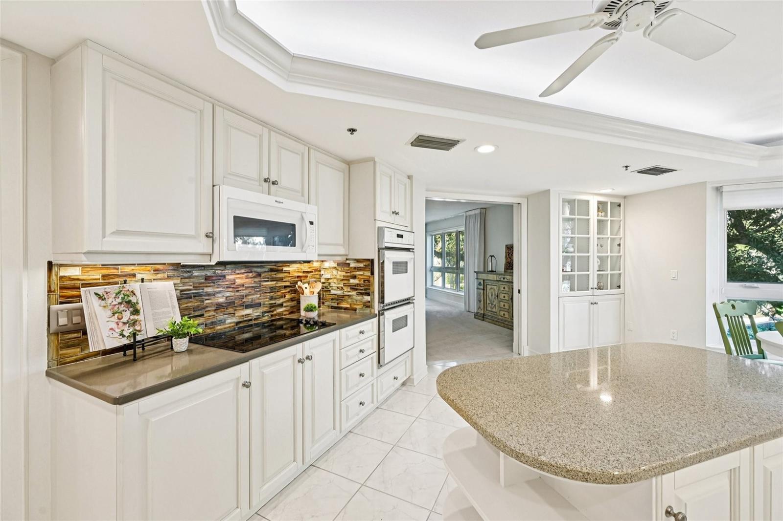 2410 HARBOURSIDE DR #111